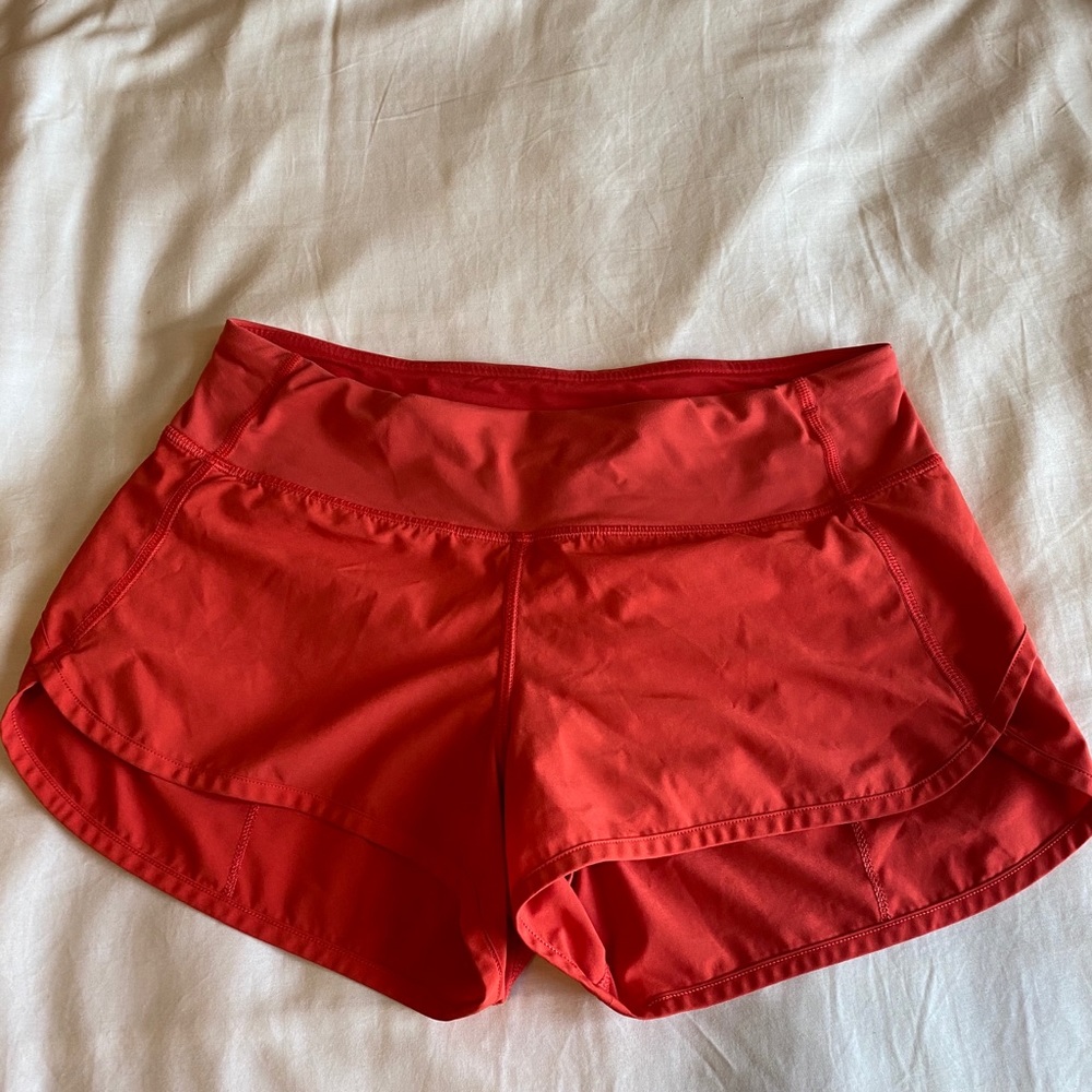 LuluLemon Speed Up Short 2.5” inseam size 4